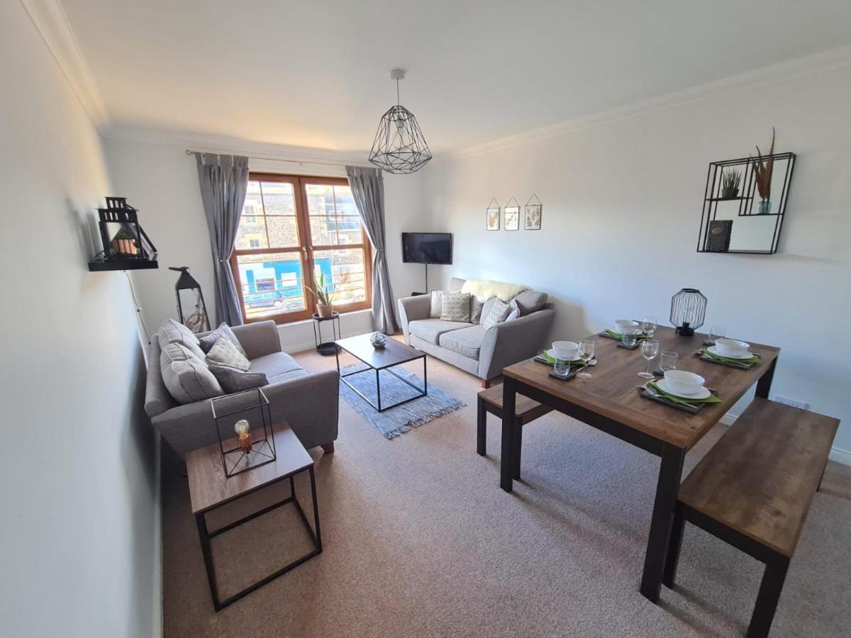 Six Stevenson House, Oban Apartman Kültér fotó
